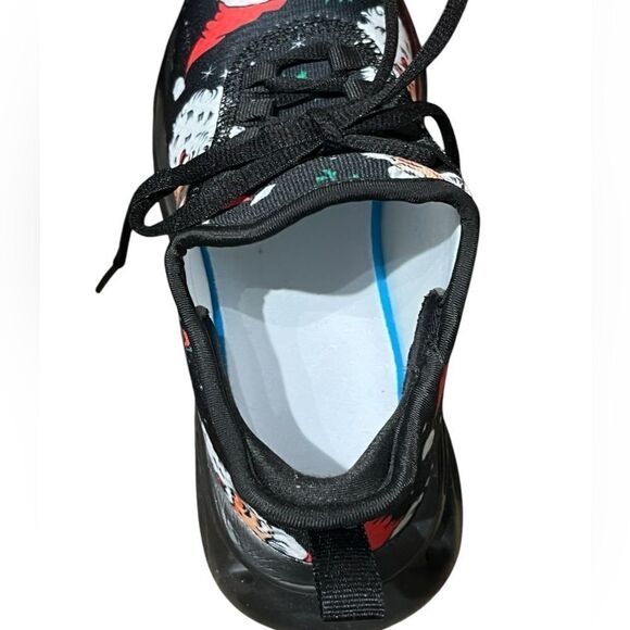 Santa Shoes, Size 37 US 6.5) - Picture 7 of 8